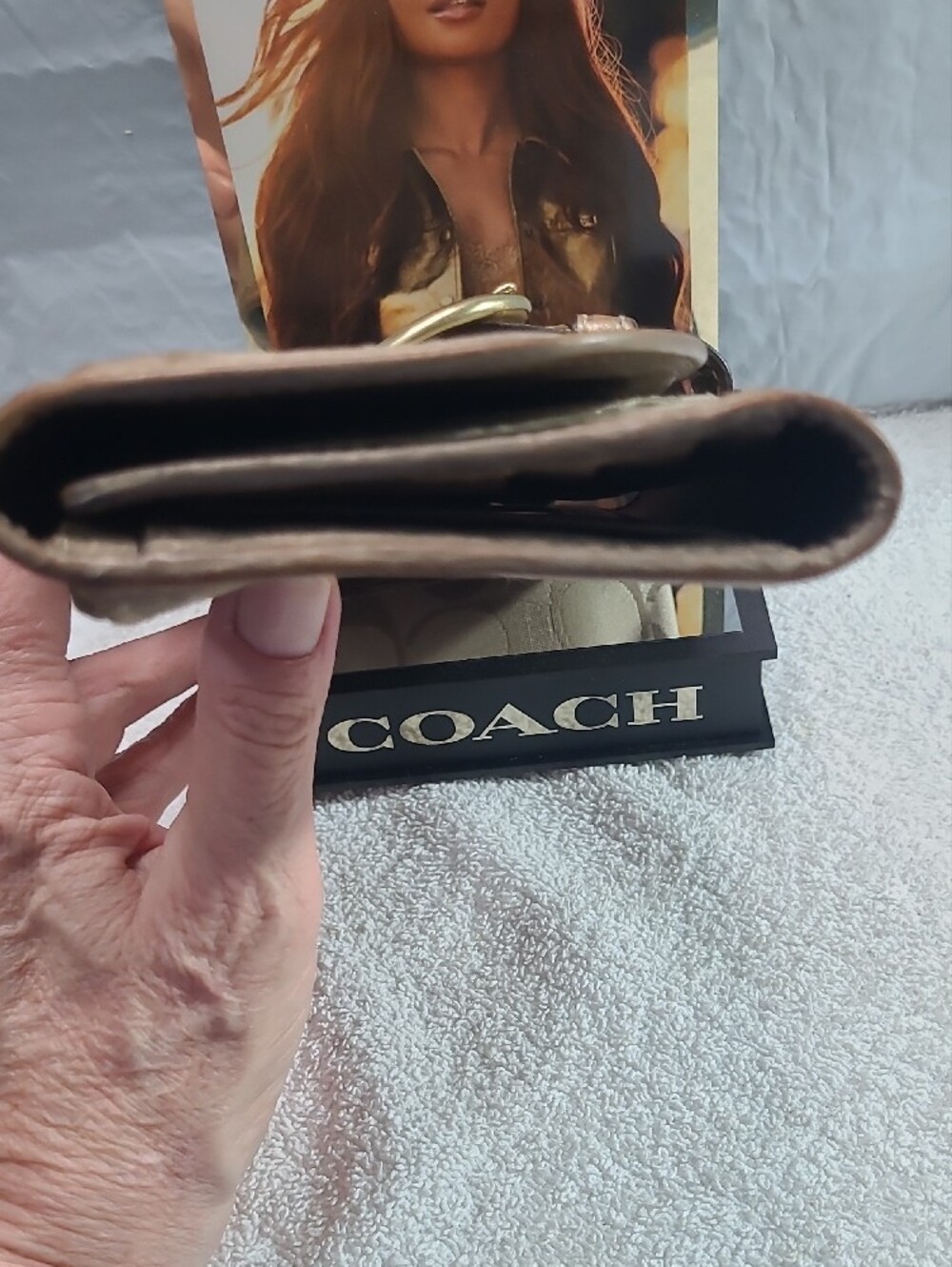 Coach Soho Beige Khaki Signature Jacquard Buckle Wallet - Picture 3 of 15